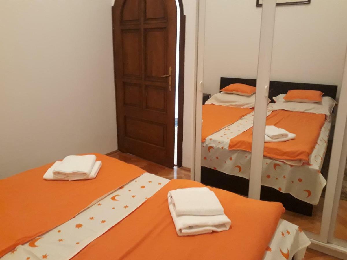 Piac Utcai Apartman 2 Ντέμπρετσεν Εξωτερικό φωτογραφία