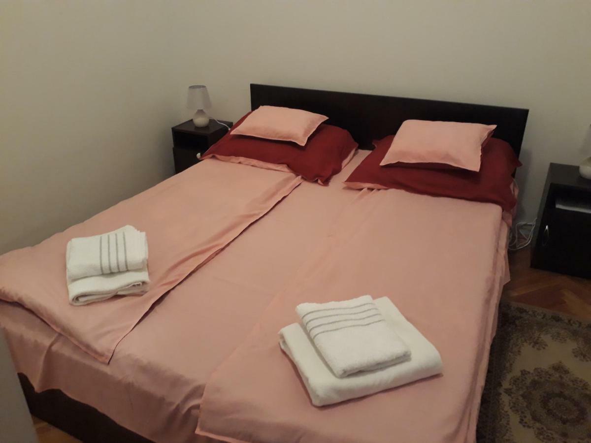 Piac Utcai Apartman 2 Ντέμπρετσεν Εξωτερικό φωτογραφία