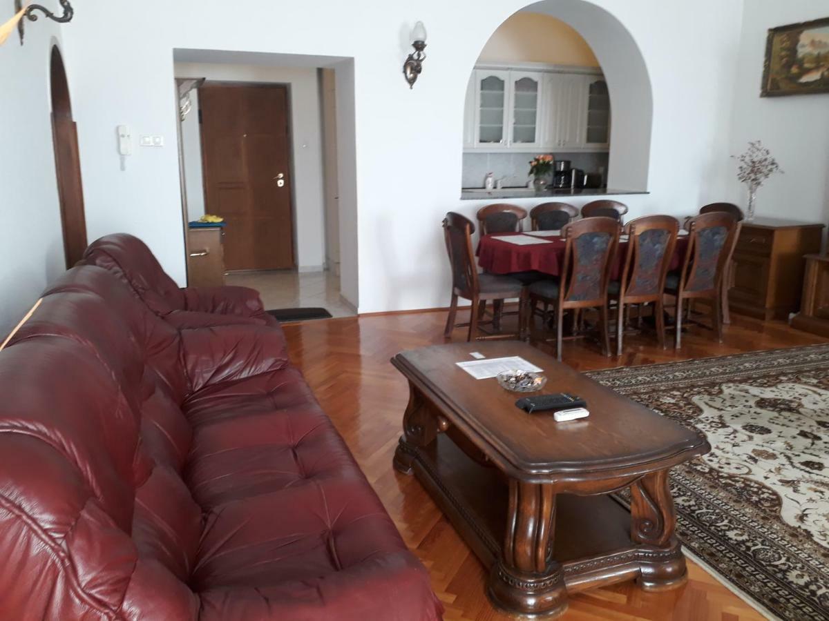 Piac Utcai Apartman 2 Ντέμπρετσεν Εξωτερικό φωτογραφία